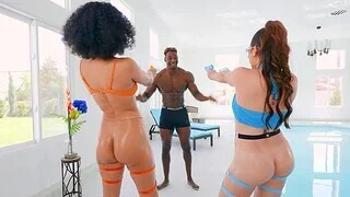 Hot ass models Diamond Banks and Keira Croft share a black cock